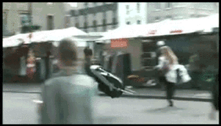 最近油价涨了人物gif搞笑图片