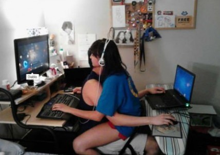 男屌丝们心中的伤人物gif搞笑图片