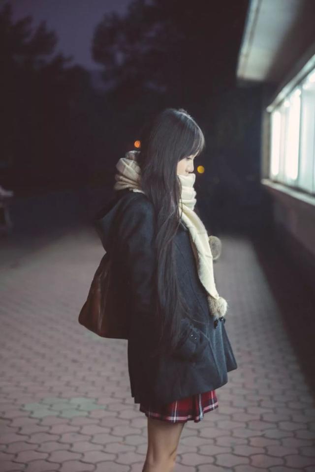 为何良人还不来？人物gif搞笑图片