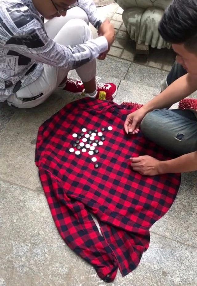 程序猿下班后的业余生活人物gif搞笑图片