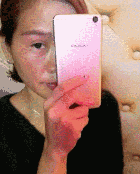 看到介样的妹子，偶只能说，提前过万圣节了人物gif搞笑图片