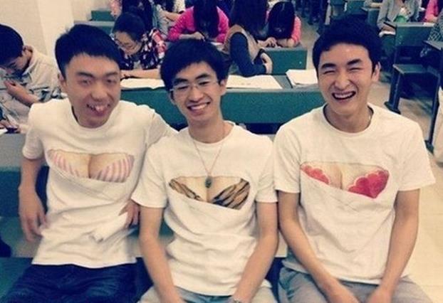 哇，我想买一件给女票人物gif搞笑图片