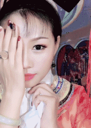 姑娘还是大叔，不带这样的人物gif搞笑图片