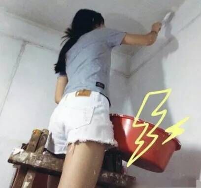 妹子别干了，还是找个男人嫁了吧人物gif搞笑图片