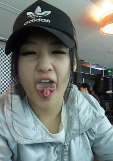 菇凉，你是肿么做到的？人物gif搞笑图片