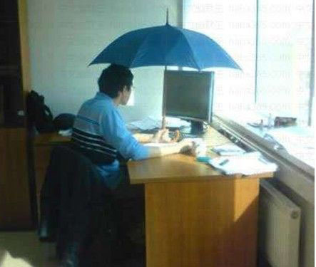 这个位置很悲催人物gif搞笑图片