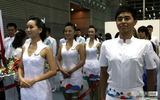 做男人挺好！人物gif搞笑图片