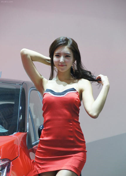 车展什么的没事就得多去人物gif搞笑图片