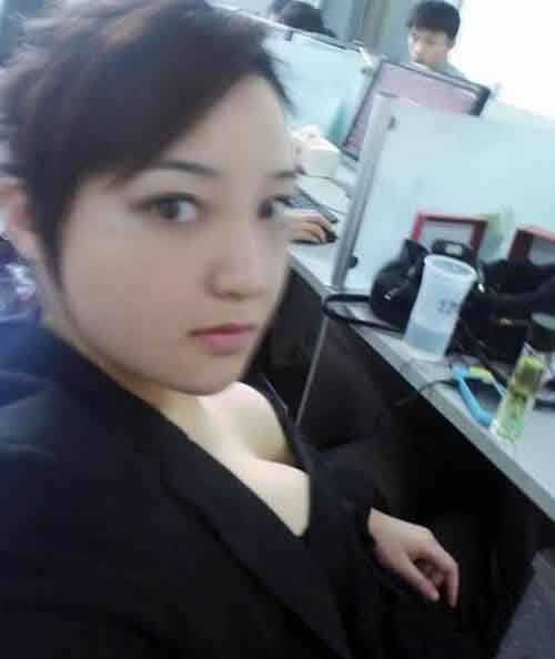 美女微博，信息量好大人物gif搞笑图片