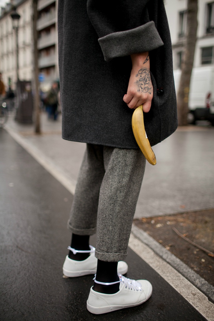 鞋带的系的不错人物gif搞笑图片