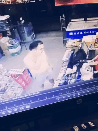 中国队有救了人物gif搞笑图片