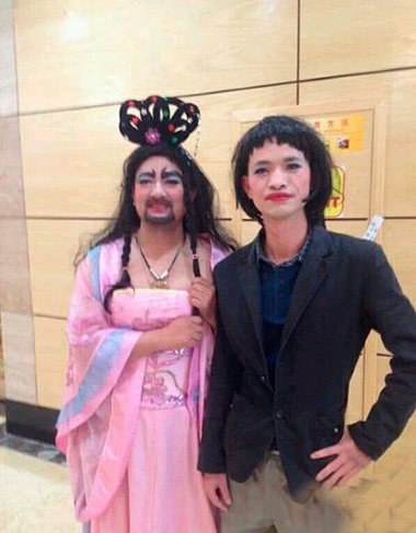 你们到底经历了什么人物gif搞笑图片