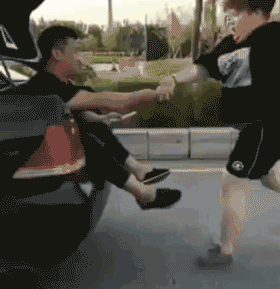 减肥坚持不下来？那是方法没用对人物gif搞笑图片