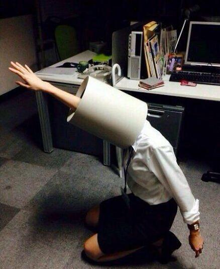 开启逗比模式人物gif搞笑图片