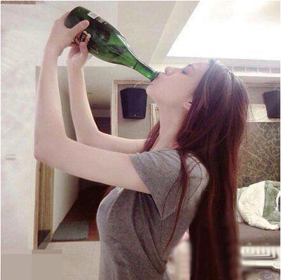 这才是真妹子，女汉子！人物gif搞笑图片