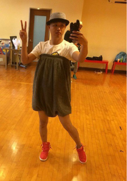 酱紫穿真的美美哒人物gif搞笑图片