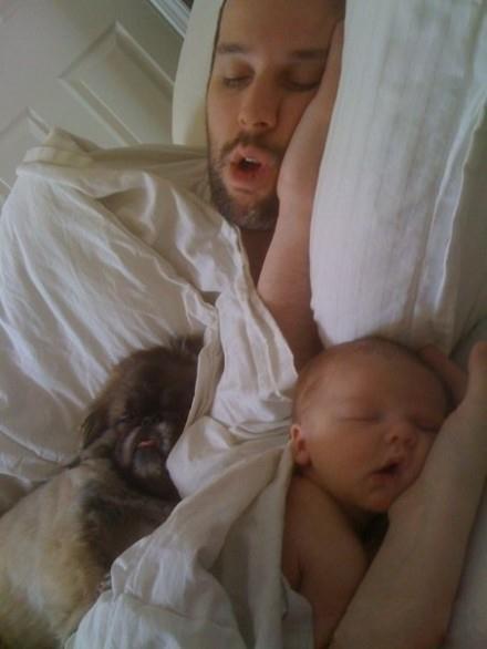 一看就是一家人人物gif搞笑图片