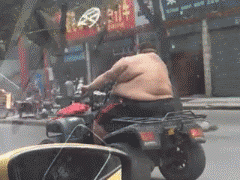 交警叔叔，那车超载了人物gif搞笑图片