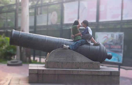 你们爱的坦荡荡，炮上打炮，佩服人物gif搞笑图片