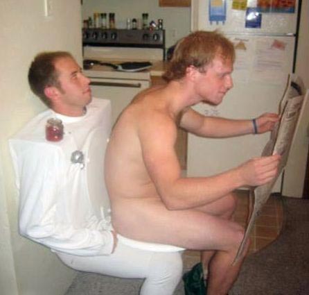 COS马桶？太有内涵了人物gif搞笑图片