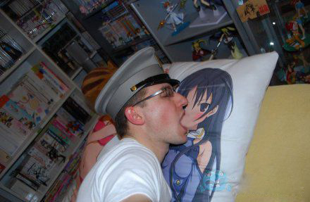 动漫宅的日常人物gif搞笑图片