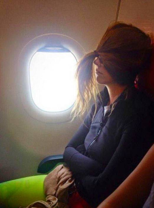 菇凉，你为什么不把窗户关好？人物gif搞笑图片