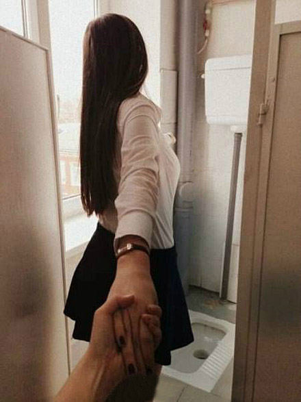 跟女朋友来一次说走就走的旅行~人物gif搞笑图片