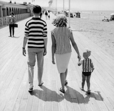 亲子装人物gif搞笑图片