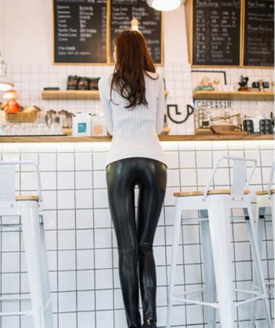 完美的弧度不要回头杀人物gif搞笑图片