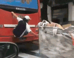 顺风车不是你想搭就搭……人物gif搞笑图片