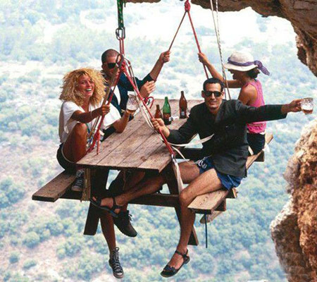 疯狂的老外人物gif搞笑图片