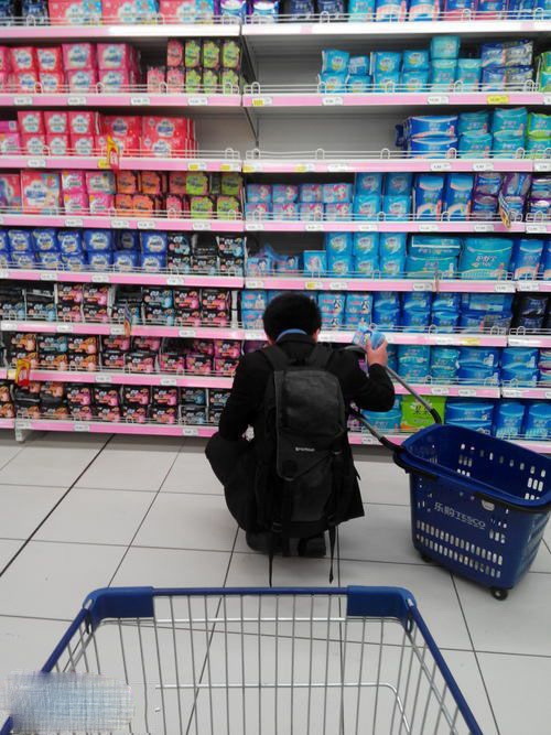 中国好男友啊！人物gif搞笑图片