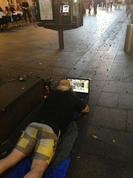 听说这里有WIFI人物gif搞笑图片