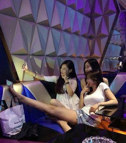 腿长的好处人物gif搞笑图片