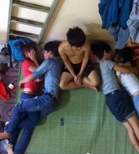 什么鬼？人物gif搞笑图片