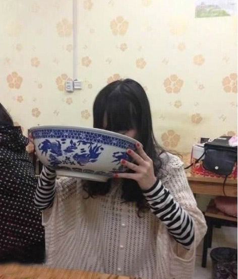 传说中的百碗羊汤人物gif搞笑图片