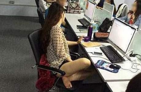 女汉子同事人物gif搞笑图片