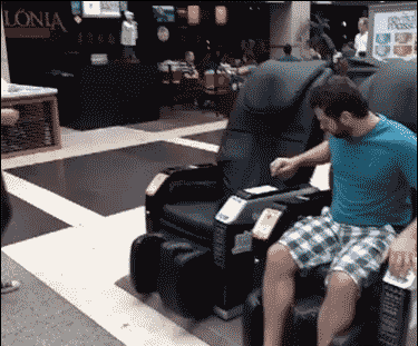 商场里的逗逼人物gif搞笑图片