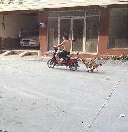 老爸，你慢点开人物gif搞笑图片