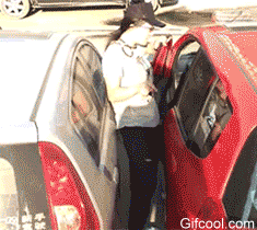 好柔软的姑娘，一定能解锁不少技能…人物gif搞笑图片