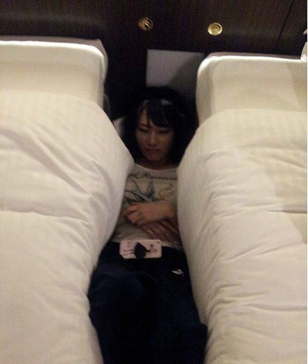 好东西不想与人分享人物gif搞笑图片