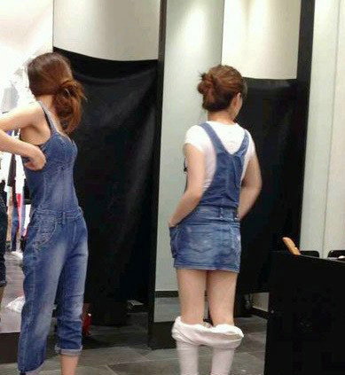 试衣间排队中人物gif搞笑图片