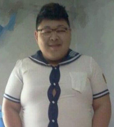 你们喜欢的制服诱惑人物gif搞笑图片