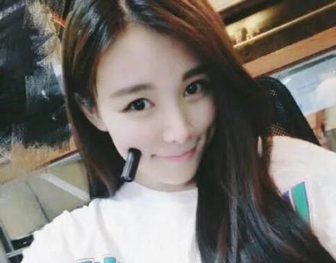 验证你酒窝的时候到了人物gif搞笑图片