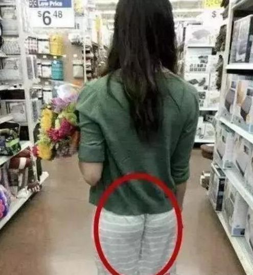 每次看到老婆穿这样衣服去上班都想跟她离婚人物gif搞笑图片