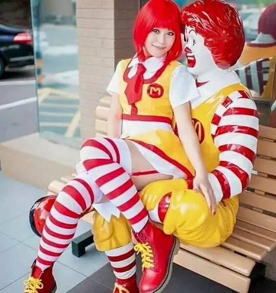 不要骚扰大叔人物gif搞笑图片