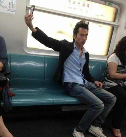 凡人，你们怎么会懂？人物gif搞笑图片