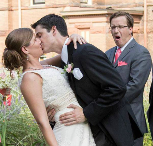 关键时刻，总有他人抢镜人物gif搞笑图片