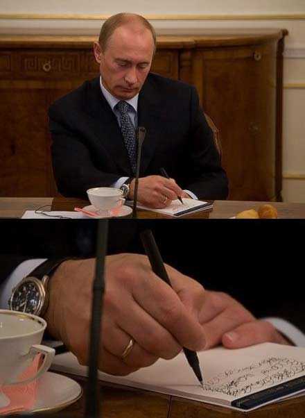 偶尔看见“普京假装记笔记”这一说，然后我就搜了下……人物gif搞笑图片