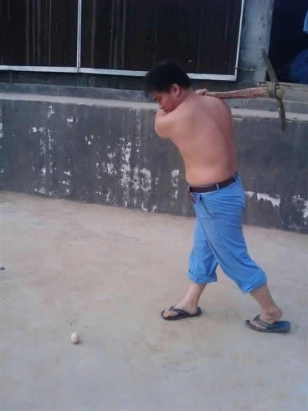 俺们农村的休闲活动-高尔夫人物gif搞笑图片